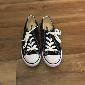 Women’s converse